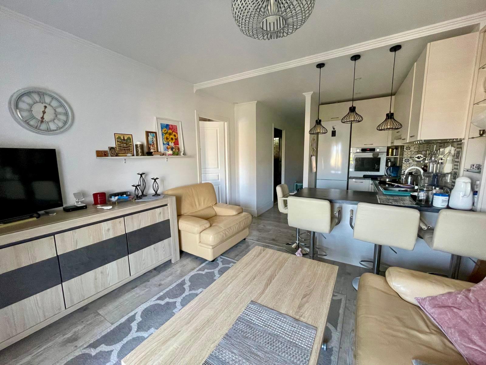 LE PIOL - PARC IMPERIAL  3P + Cave : 269 000EUR